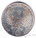  10  1972   (J)