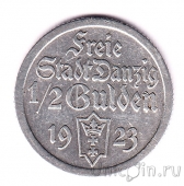  1/2  1923