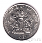 ������� 10 ���� 1989